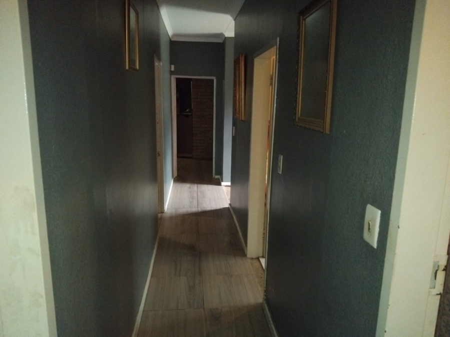 4 Bedroom Property for Sale in Stilfontein Ext 4 North West